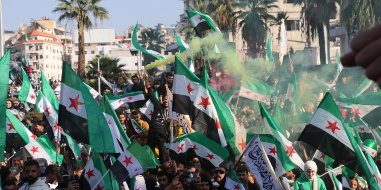 السوريون متفائلون بمستقبل البلاد… مع تباينات بين المناطق داخل سورية