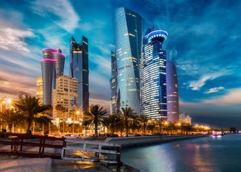 Distribution de communiqués de presse au Qatar : naviguer entre nuances culturelles et dynamique des médias